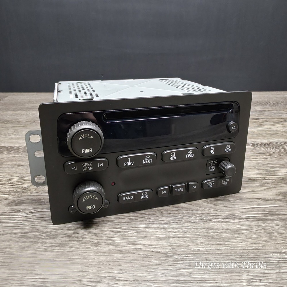 2005-2009 GM OEM Radio/CD Player - GM Part No. 15850275 - Chevy GMC + Tested